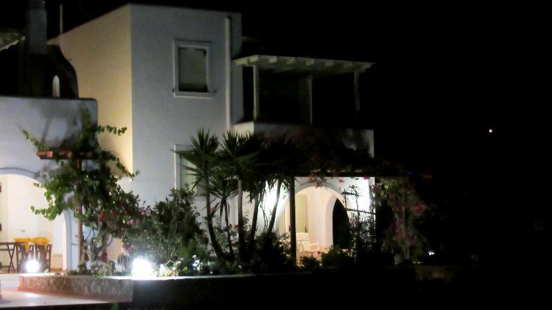 Paktia Villas Парос Экстерьер фото